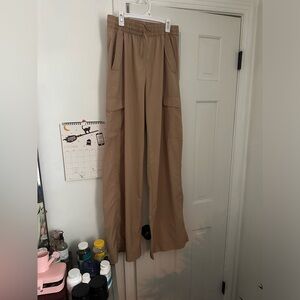 Old Navy Athletic Cargo Pants